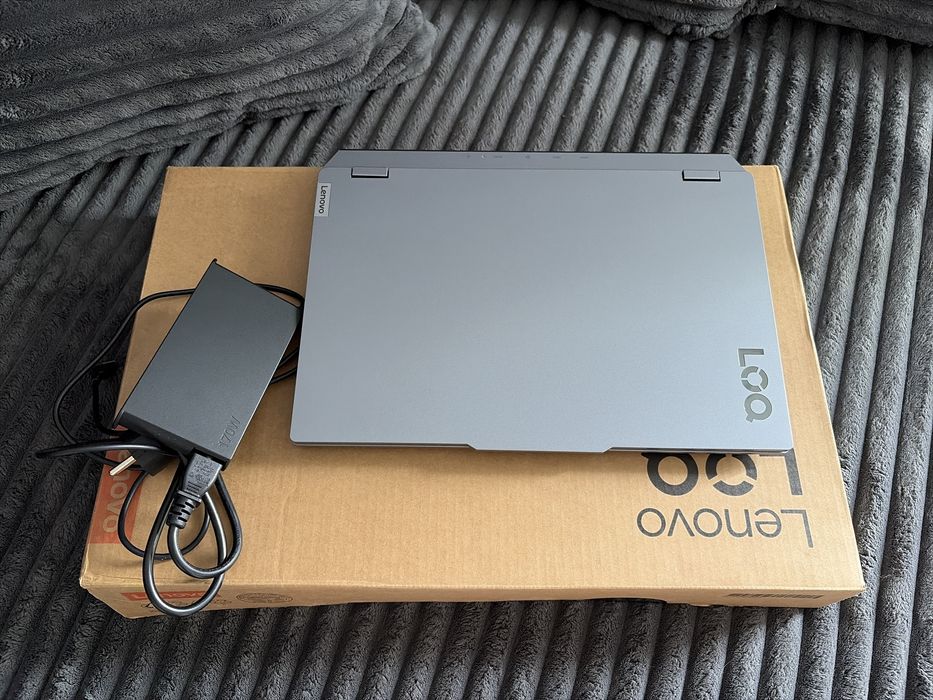 Геймърски лаптоп Lenovo loq