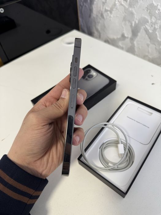 Iphone 13 в хорошем состояние