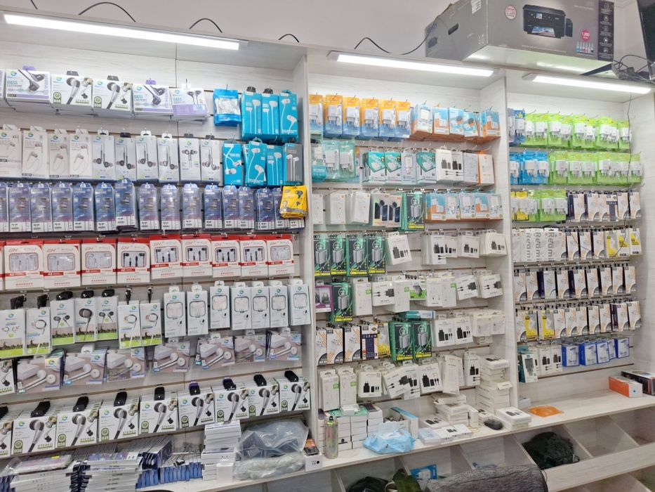 Optom va dona telefon aksesuarlar sotiladi sifatli