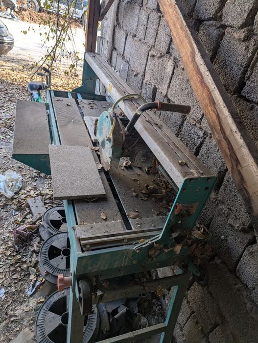 Продам плиткорез