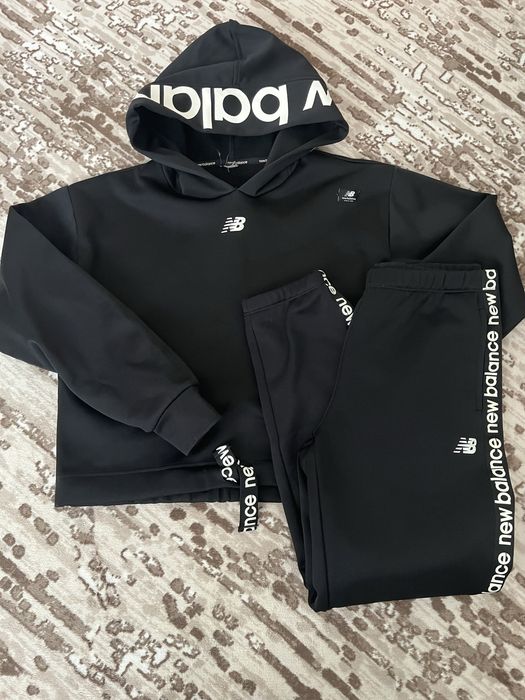 Дамски оригинален екип New Balance Nike Adidas