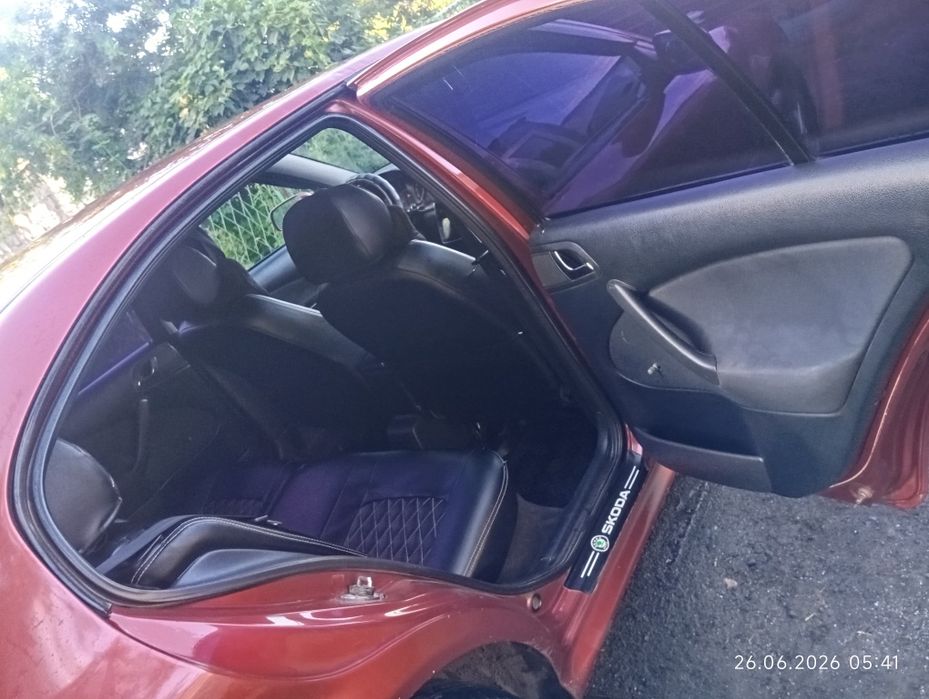 Продам Шкода актавия а4 тур