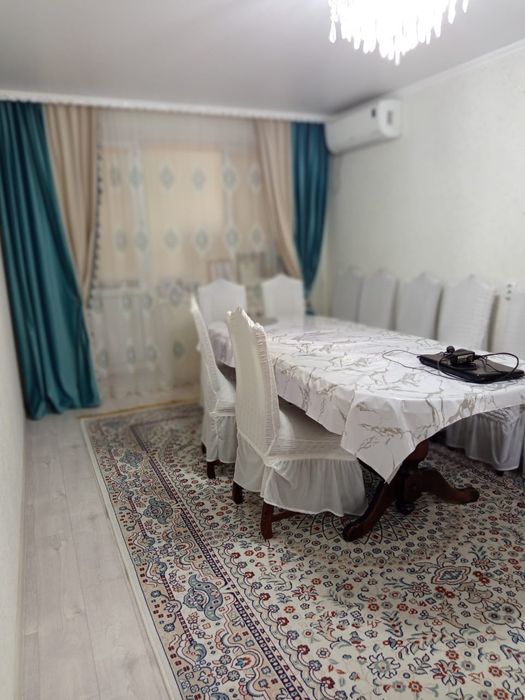 Продам 4 комнатную квартиру.