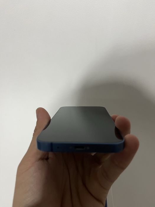 Iphone 13 в хорощем состоянии