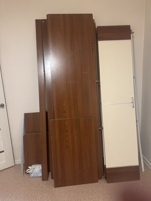 Продам шкаф в спальню 5-дверный, разобранный, самовывоз