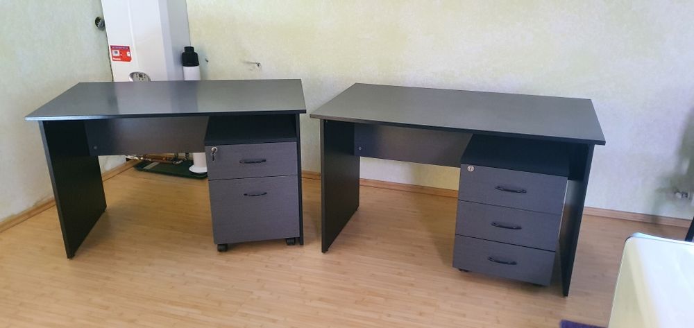 Birou 120cm / 70cm și comoda