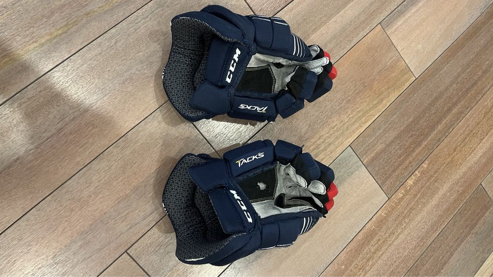 Краги CCM Tacks 5092