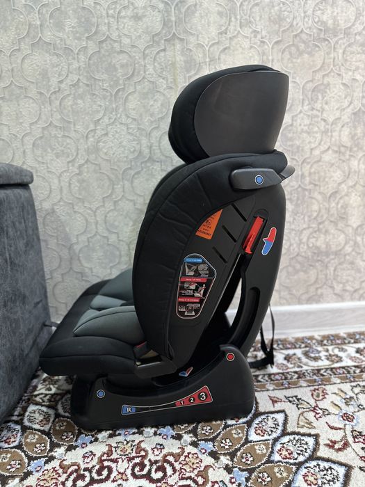 Продам Автокресло