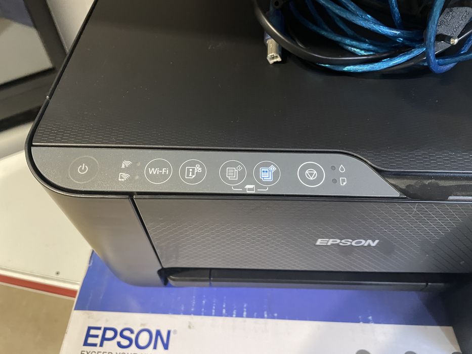 цветной МФУ Epson L800