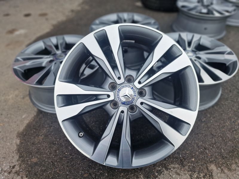 18цола Mercedes C,CLA,A-class Оригинални