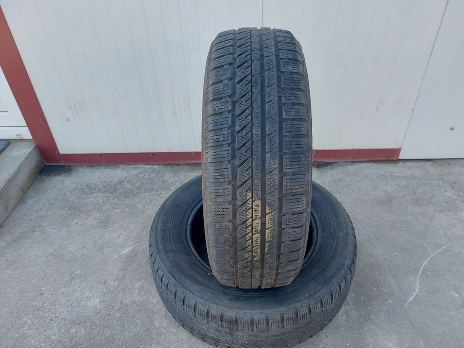 100 lei bucata! Doua anvelope M+S 215 60 16 Bridgestone