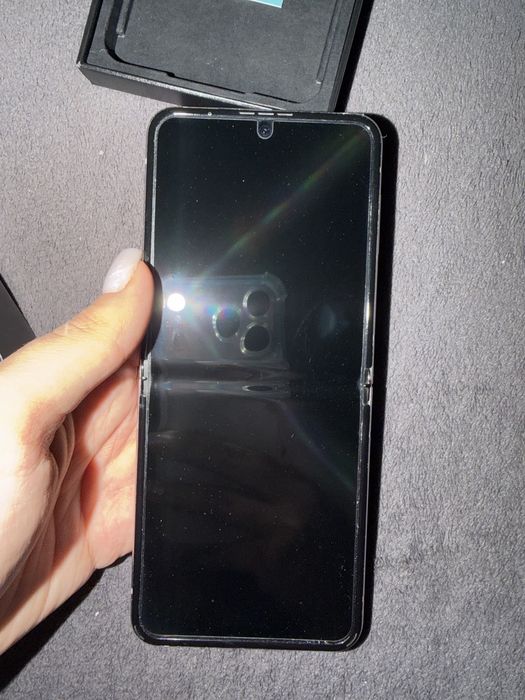 Samsung galaxy z flip 5 256 gb