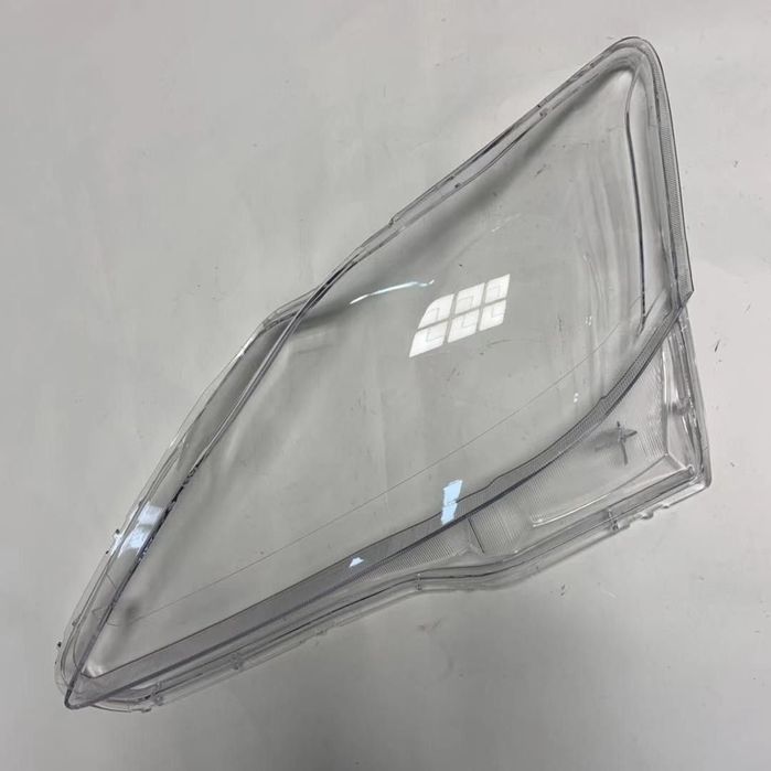 Стекла фар lexus IS250. IS300. IS350