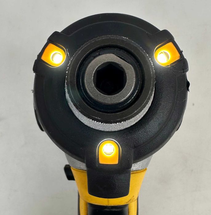 DeWALT DCF887 - Безчетков ударен импакт 2x18V 5.0Ah 205Nm