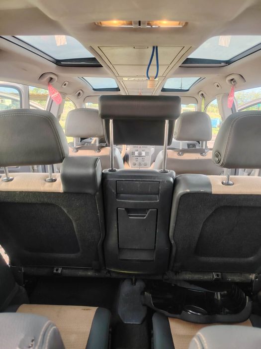 Vand schimb Opel Zafira B 7 locuri