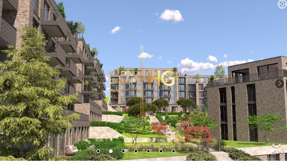 Продава се Четиристаен апартамент в к.к. Св.Св. Константин и Елена - 166 кв.м за 2200 €/кв.м - Снимка #2