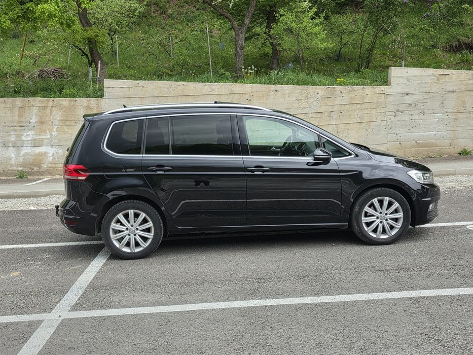 VOLKSWAGEN Touran 2018 — imagine 3
