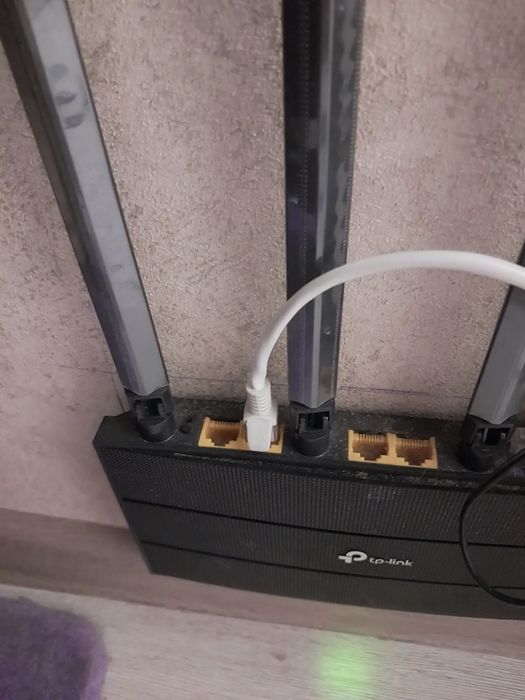 Смарт телевизор LG 107см. Интернет проводной.