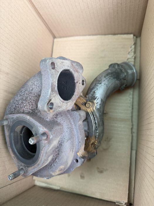 Turbo Turbina Turbosuflanta GTB1756VK Garret Audi 2.7 TDI