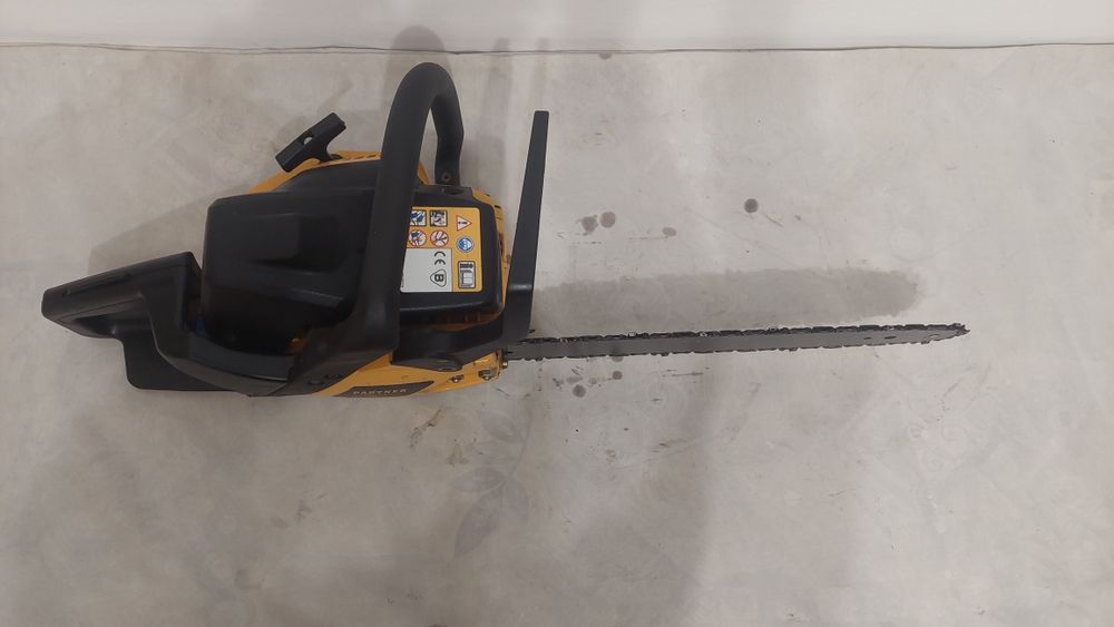 Моторна резачка PARTNER 371