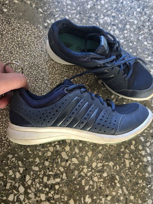 Маратонки Adidas 38 2/3
