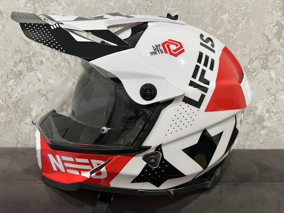 Продам Мотошлем