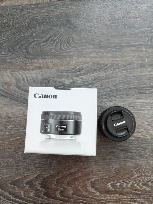 Canon EF 50mm 1.8 stm