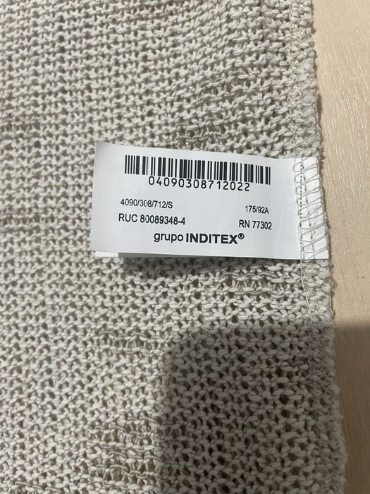 Свитер ZARA  размер EUR. S