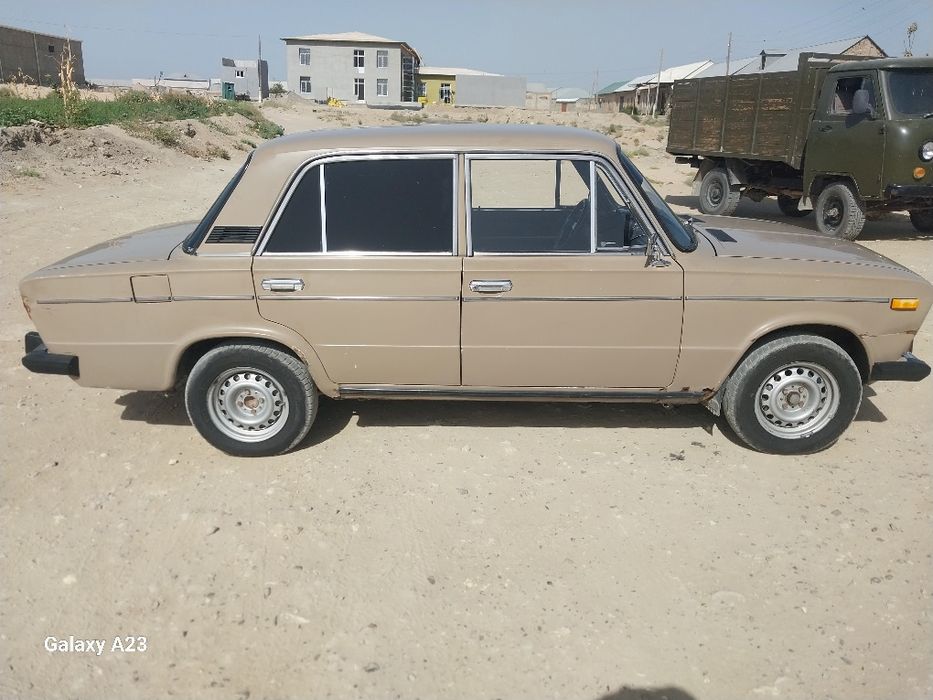 Vaz 2106 sotiladi