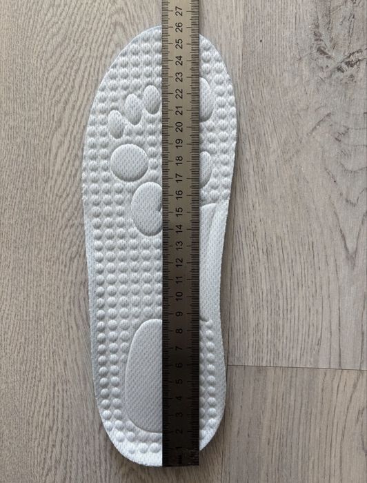 Кроссовки новые 39-40