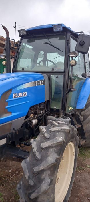 Tractor LS plus 90 ,4x4 + plug Huard reversibil 3 cormoane