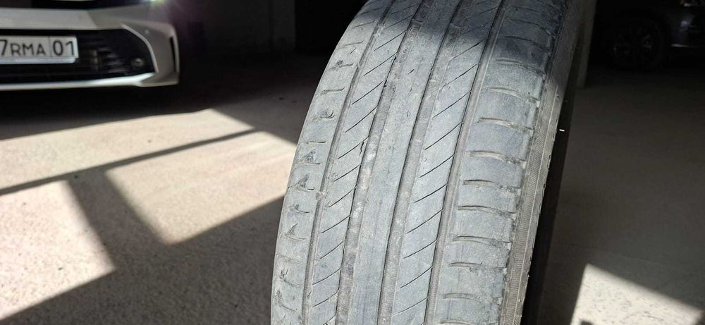 Продам комплект летних шин Michelin Primacy R16