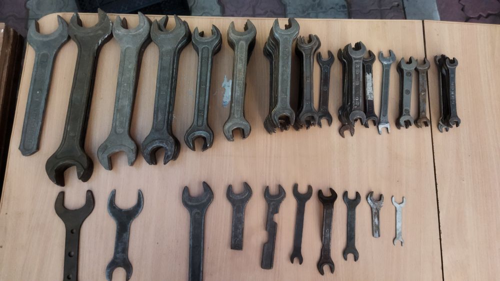 Продам ключи пилы рубанки зубила стамески