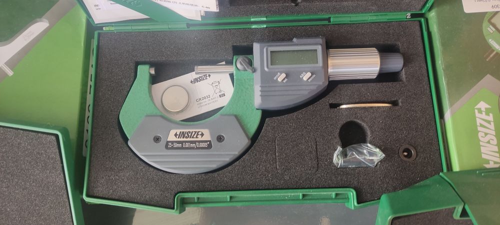 Свёрлакорончатые конусные целендрические,метчики, плашки,резцы