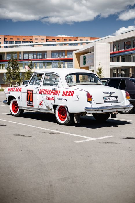 Продам газ-21 Волга