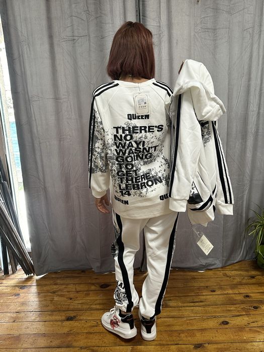 Дамски комплекти