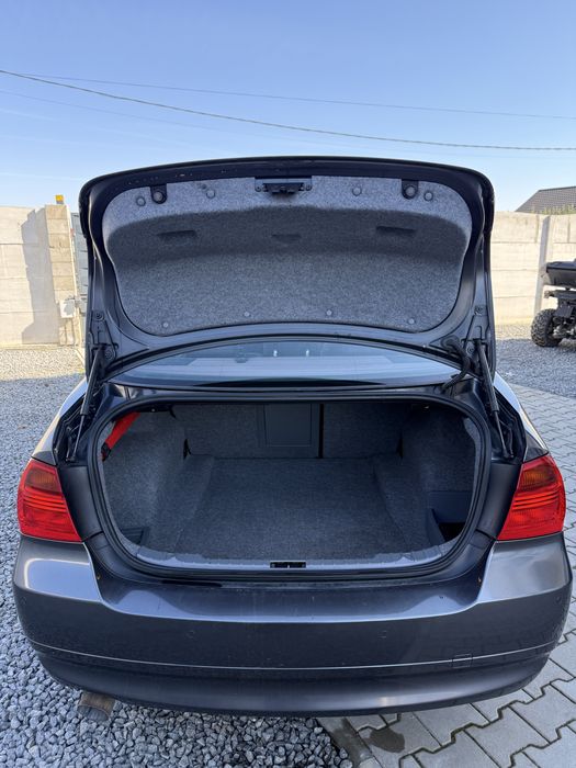 BMW 320D E90 M47/ Manual