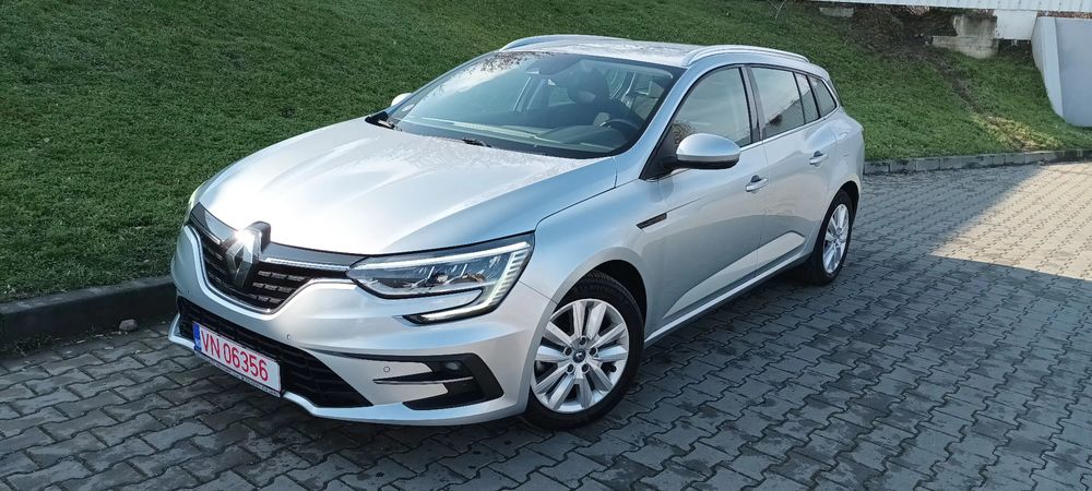 Renault Megane -1.6 E-Tech Plug-in hybrid -2022