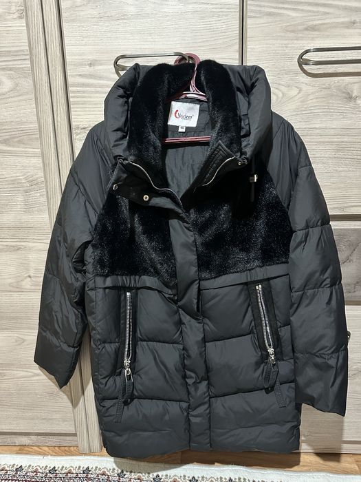 Продам куртку зима