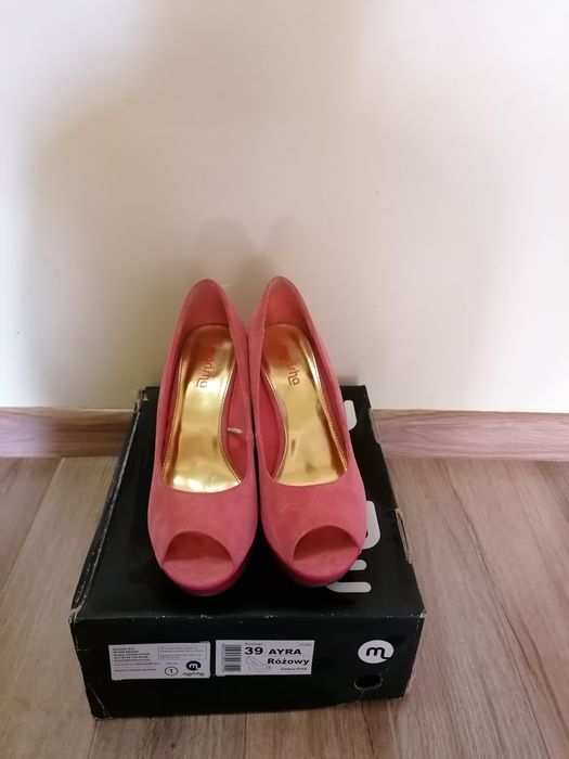 Pantofi roz, piele întoarsă, nr 39