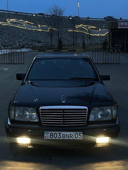 Mercedes-Benz E 280