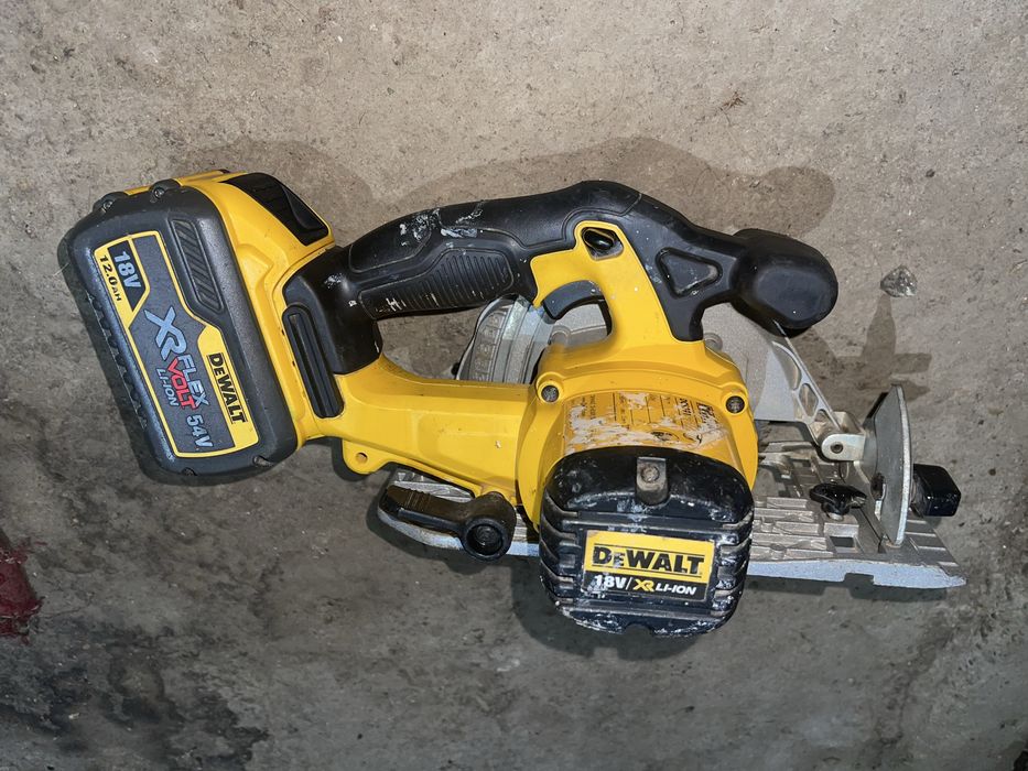 Dewalt DCS391 Circular de mana