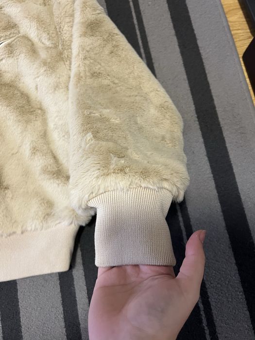 Geacă Nike blană - XS