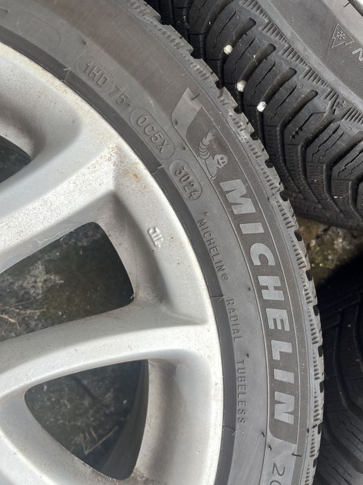 Jante originale Mazda + anvelope Michelin Alpin 7 XL aproape noi