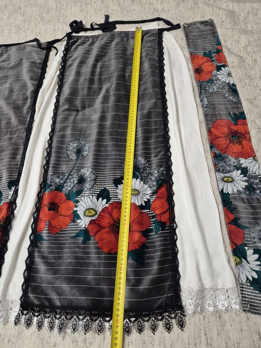 Costum popular (poale)