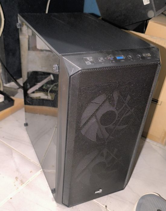 Домашен сървър/Настолен компютър