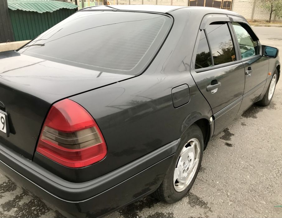 Продам Мерседес Бенц С 200