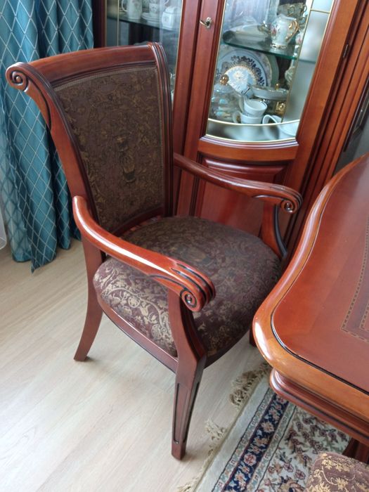 Продам комплект гостиного гарнитура.