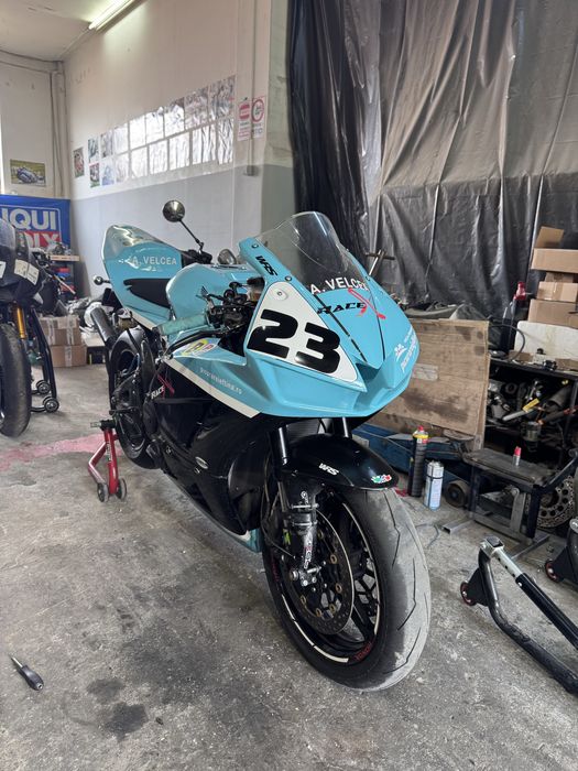 Honda cbr 600rr HRC pregatita de pista