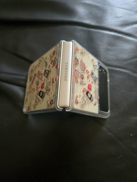 Samsung galaxy flip 3